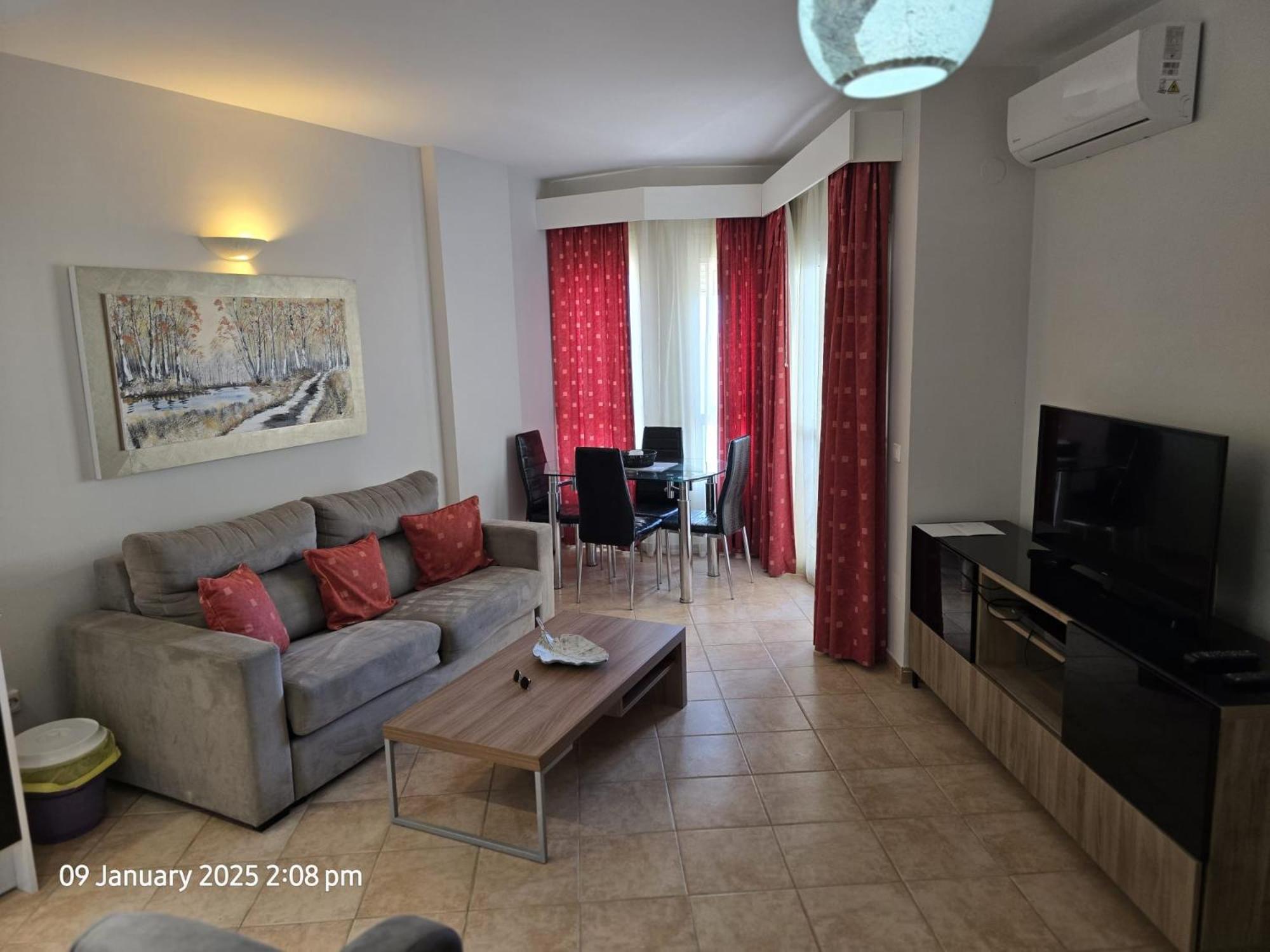 Benal Beach Apartments Малага Экстерьер фото